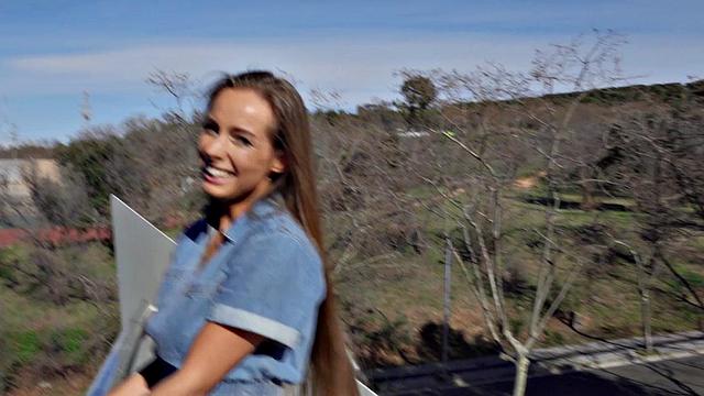 Sucking and Fucking a Stranger