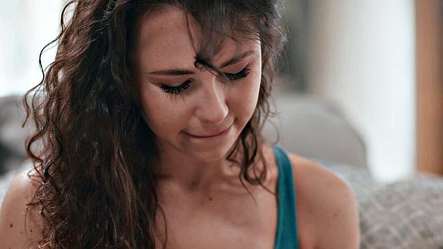 MOMMY'S GIRL - Horny MILF Silvia Saige Uses CPR Training To Kiss Stepdaughter Liz Jordan