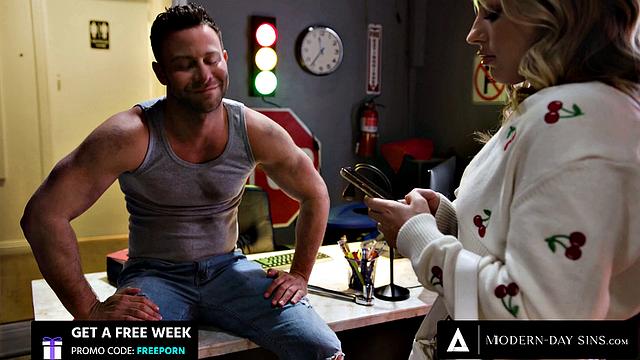 MODERN-DAY SINS - Mechanic Bangs Cheating Wife Anna Claire Clouds