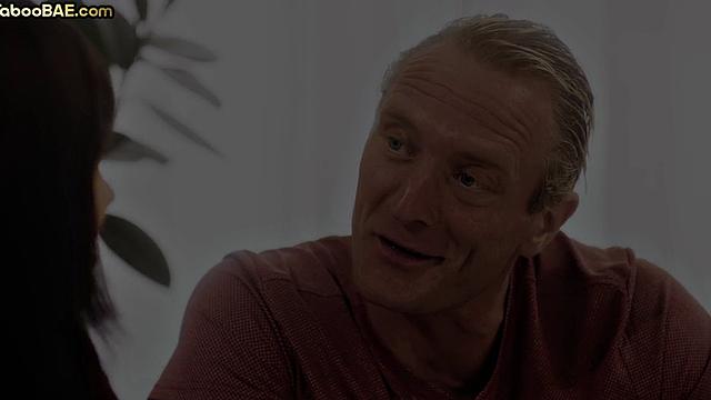 Petite 21yo babe cocksucking lover before doggystyled