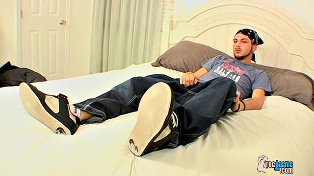 Jester's Intimate Foot Play - Jester