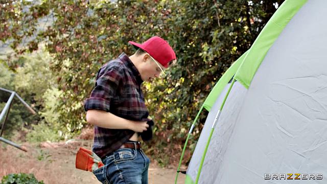 Best Lil Fuck Ranch Gloryhole Tent