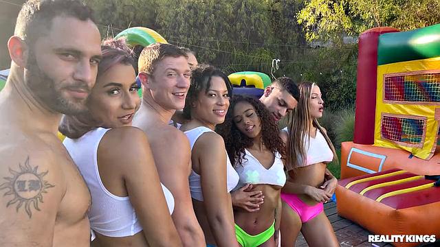 Project DTF - Season 2: Bouncy Bang, Black Light, Bye