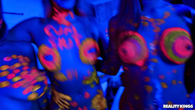 Project DTF - Season 2: Bouncy Bang, Black Light, Bye