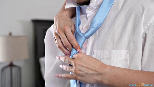 Stepmom's Black Dress - S3:E2