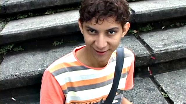 Desiderio meets Daniel on the street and soon has the boy on his bed. He wastes no time getting the skinny and smooth twink out of his pants and goes down on his uncut cock.