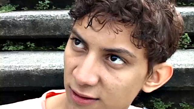 Desiderio meets Daniel on the street and soon has the boy on his bed. He wastes no time getting the skinny and smooth twink out of his pants and goes down on his uncut cock.