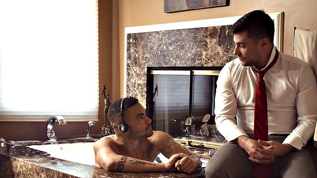 Muscular cocksucker bred by hunky stepbro until cumshot