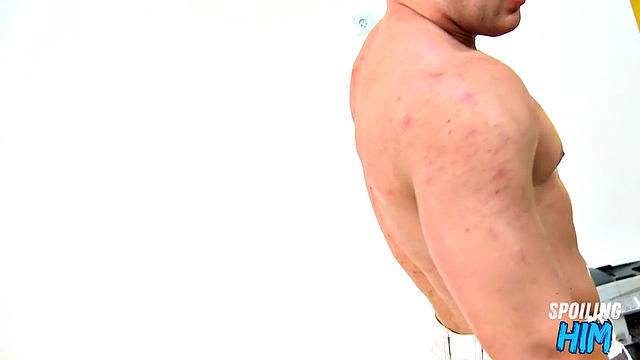 Casting zaddy doggy on audition