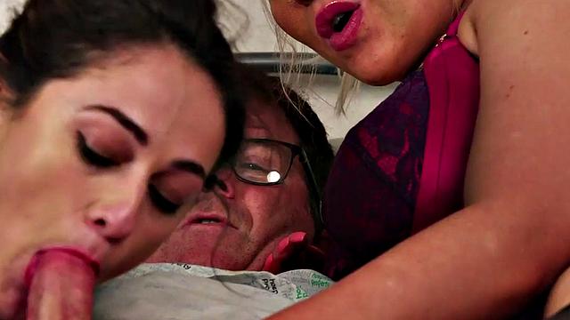 Curvy lingerie femdoms wanking off patient in ffm