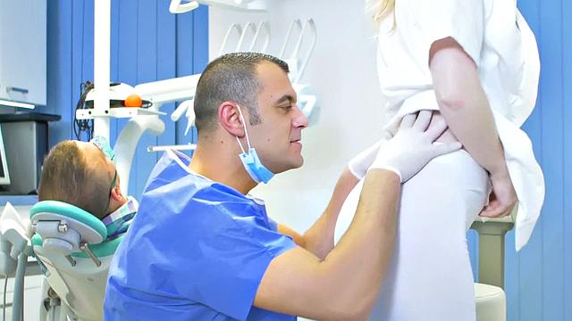 Big ass nurse with perky boobs pussyfucked by dentist