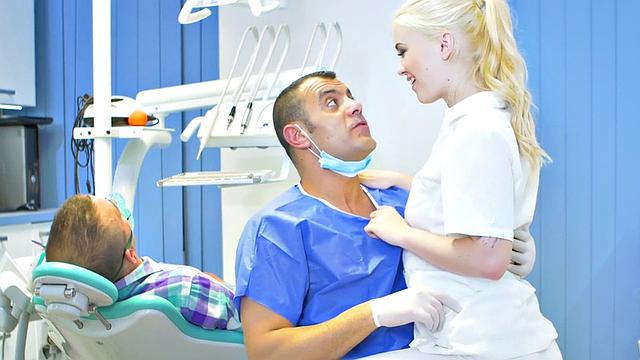 Big ass nurse with perky boobs pussyfucked by dentist