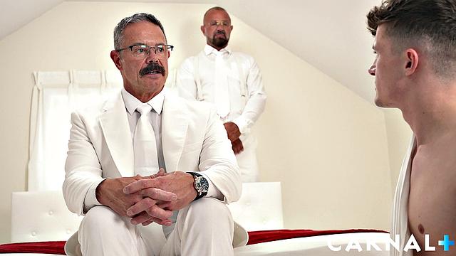 The Covenant APPRENTICE Vol. 1