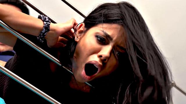 STUCK4K. Guy nails Canela Skin while stuck in metallic railing