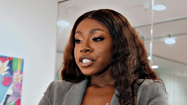 WAM ebony dyke pussylicking and scissoring lover