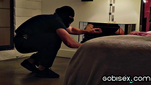 Big babe and her BF sharing big dick