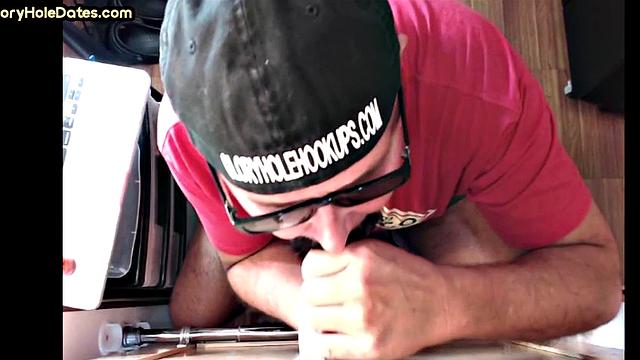 Gloryhole DILF deepthroats black cock in homemade video