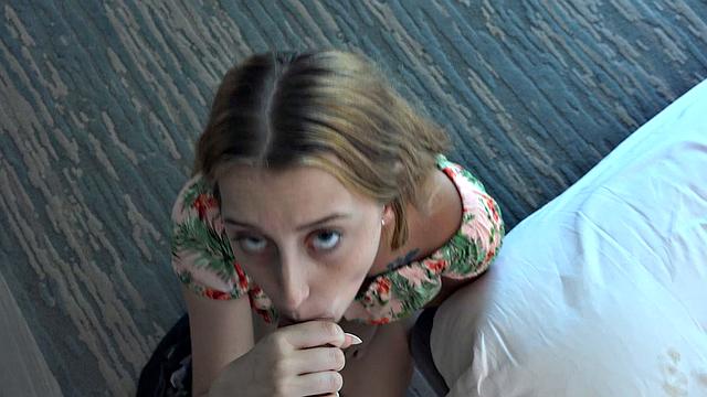 melody parker жадно сосёт и получает по полной в мокрую щёлку