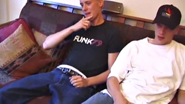 Shane and Roar Flip Flopping