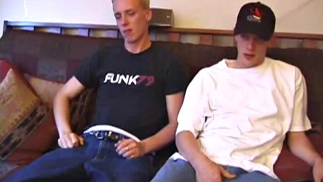 Shane and Roar Flip Flopping