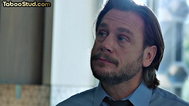 Amateur jock gets rimjob from lover