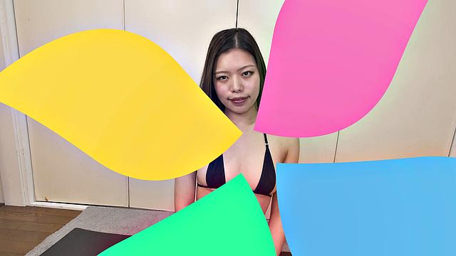 Introducing Megumi Nakano: A Pretty Uni Student