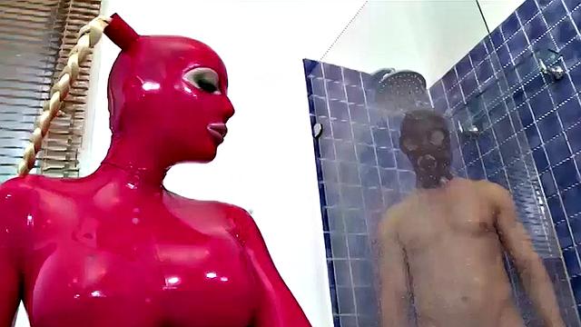 Latex Lucy at LatexPussyCats!