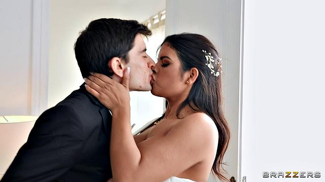 Escandalo! 3 - Sabotage Sister