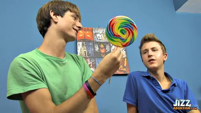 Intense Twink Action - Chad Hollywood & Nathan Stratus