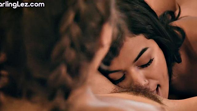 Pussylicking lesbian babe scissoring bigtitted GF