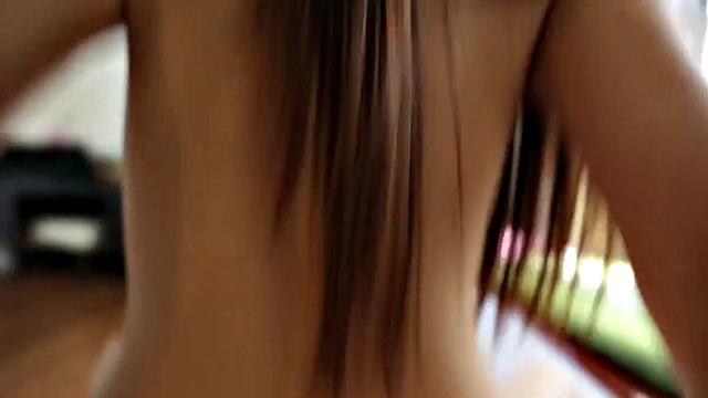 Sonae1 - Cowgirl - 4min Clip