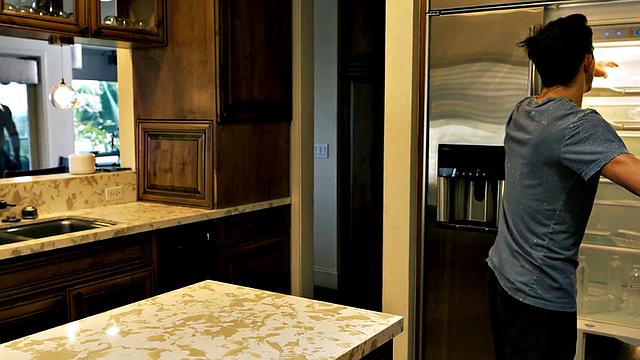 Massive stepdaddy barebacks stepson's bottom 