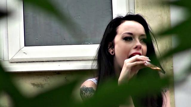 SPASCALSSUBSLUTS - Teen Alessa Savage slammed