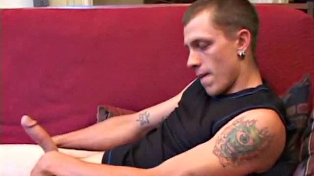 Amateur Shane Beats His Meat