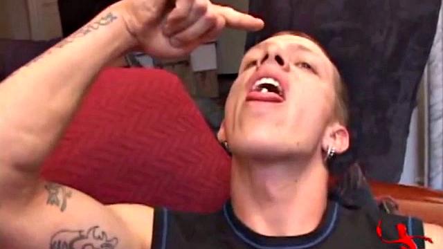 Amateur Shane Beats His Meat