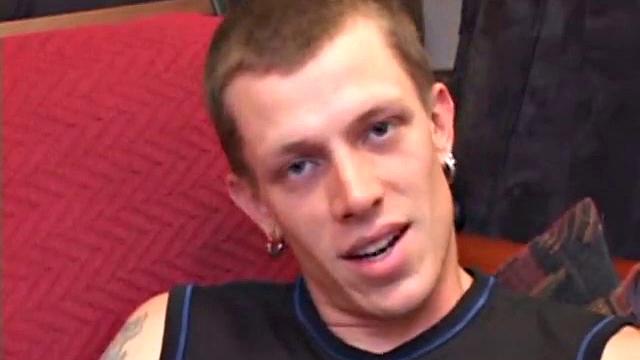 Amateur Shane Beats His Meat