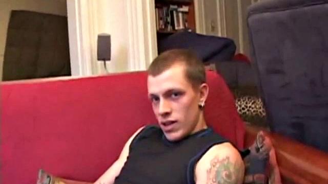 Amateur Shane Beats His Meat