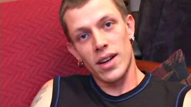 Amateur Shane Beats His Meat