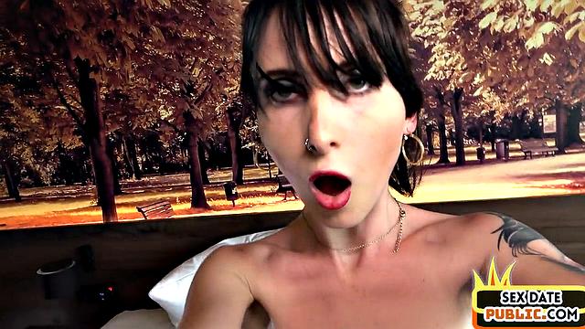 Amateur inked babe gets pussybanged in POV