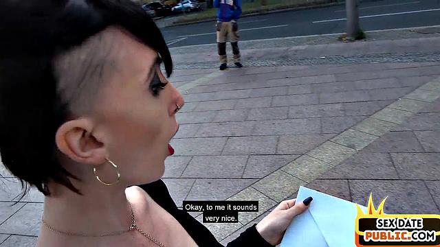 Amateur inked babe gets pussybanged in POV