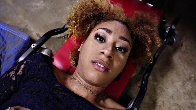 Ebony Spinner's Deepthroat Discount