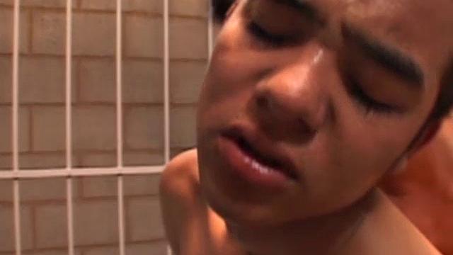 Давид Контрерас устраивает жаркий секс в форме и шутит про большие стволы