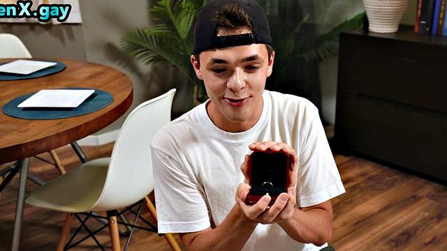 21yo twink deepthroats muscular BFF in kitchen before analfuck