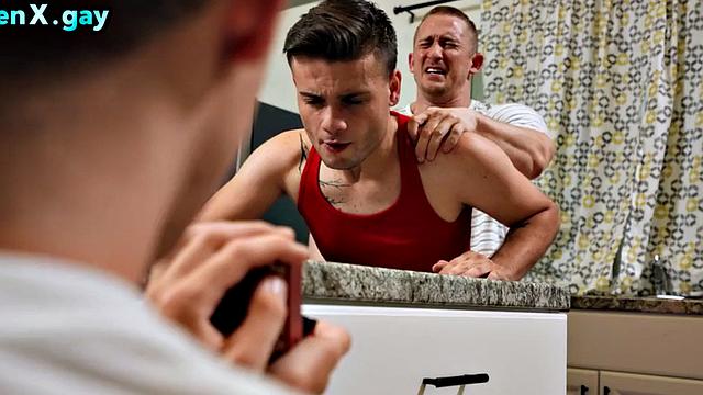 21yo twink deepthroats muscular BFF in kitchen before analfuck