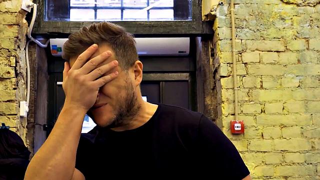 Naughty man gets a hot rimjob after a hot latte in his jeans