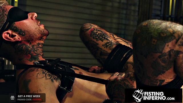 FistingInferno - Dom Daddy Breeds Tatted Sub