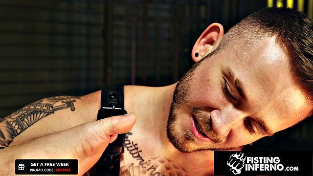 FistingInferno - Dom Daddy Breeds Tatted Sub