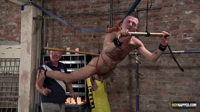 Michael Wyatt gets deep-throated by Sebastian Kane and finishes in his mouth