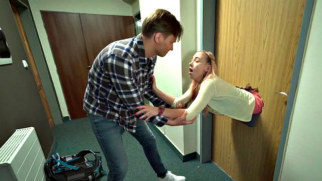 Hostel 21yo blondie got smashed in 3some with roomies