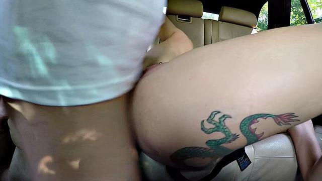 Tourist Gets Multiple Orgasms in Car